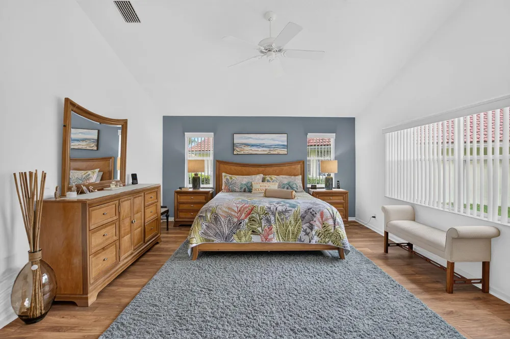 6101 Hook Ln, Boynton Beach, FL 33437