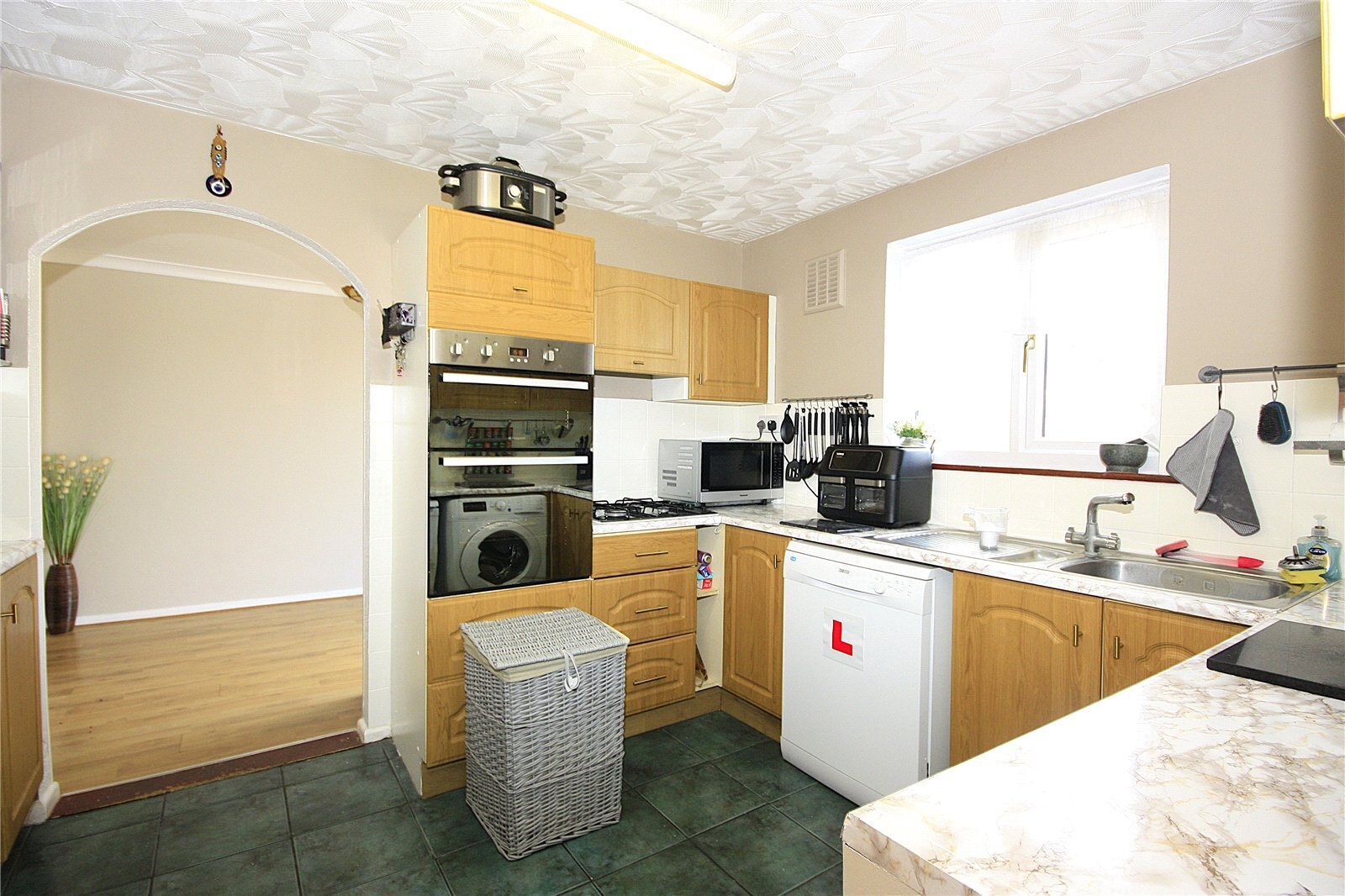 Prospect Lane, Havant, Hampshire, PO9 Image 5