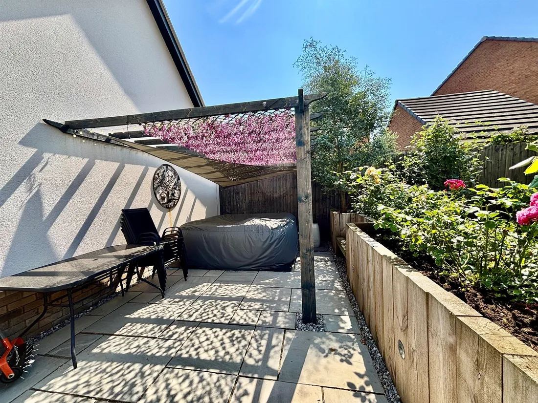 Property photo 8
