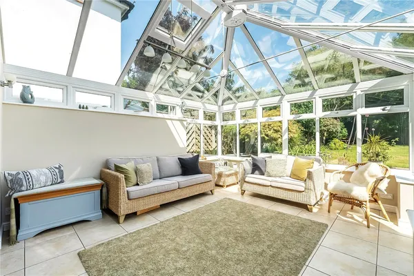 Linkfield Gardens, Hatchlands Road, RH1 photo 7