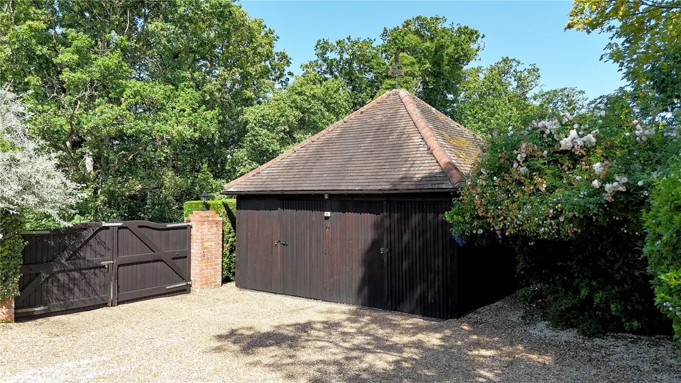 Property carousel item 24
