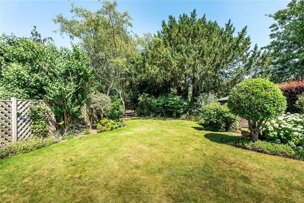 Linkfield Gardens, Hatchlands Road, RH1 photo 18