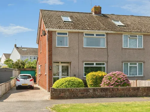 Tyndale Avenue, Yate, Bristolphoto