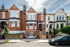 Dukes Avenue, London, N10 photo 37