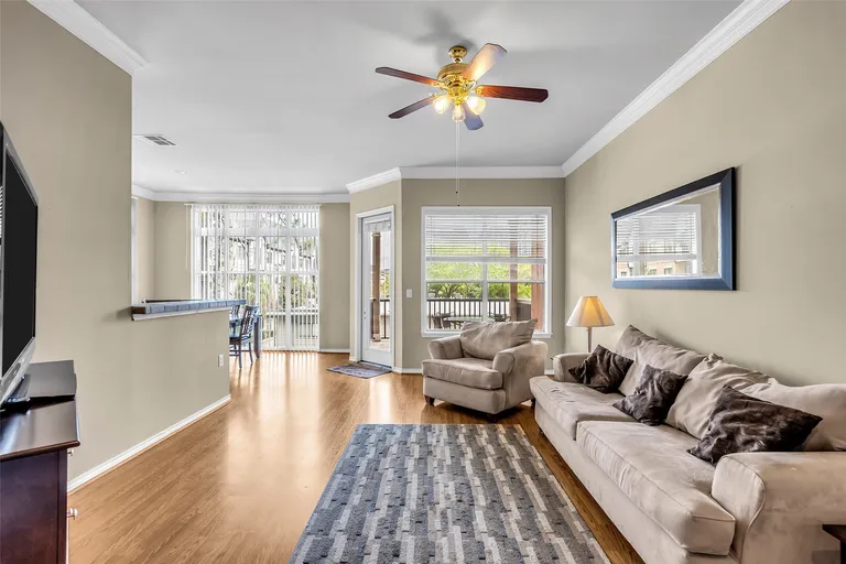2400 McCue Rd, Houston, TX 77056