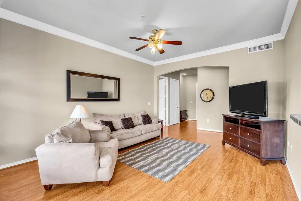 2400 McCue Rd, Houston, TX 77056