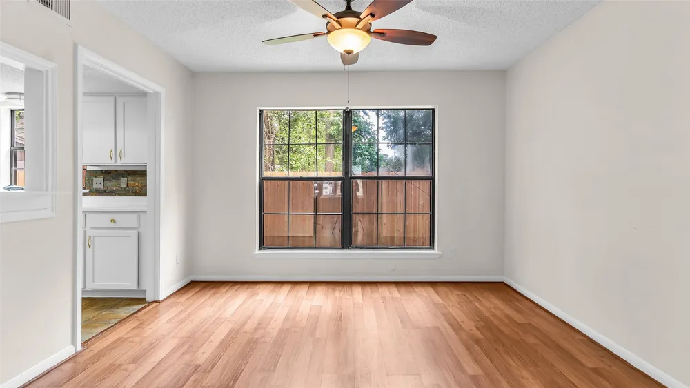 9207 Barr Circle, Houston, TX 77080