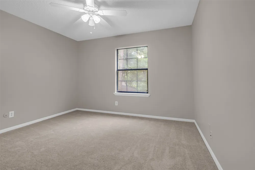 9207 Barr Circle, Houston, TX 77080