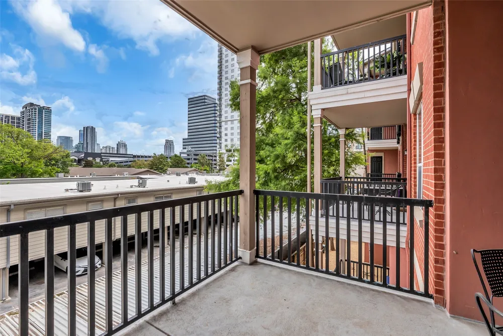 2400 McCue Rd, Houston, TX 77056
