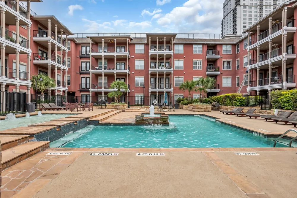 2400 McCue Rd, Houston, TX 77056