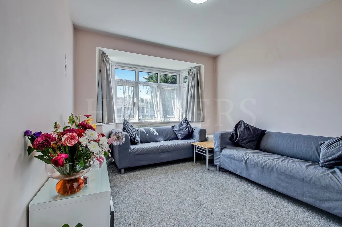 North Circular Road, London, NW2