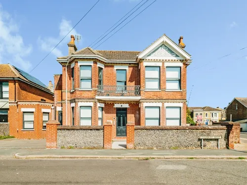 Shelley Road, Worthingphoto