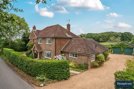 Hayes Lane, Horsham, RH13