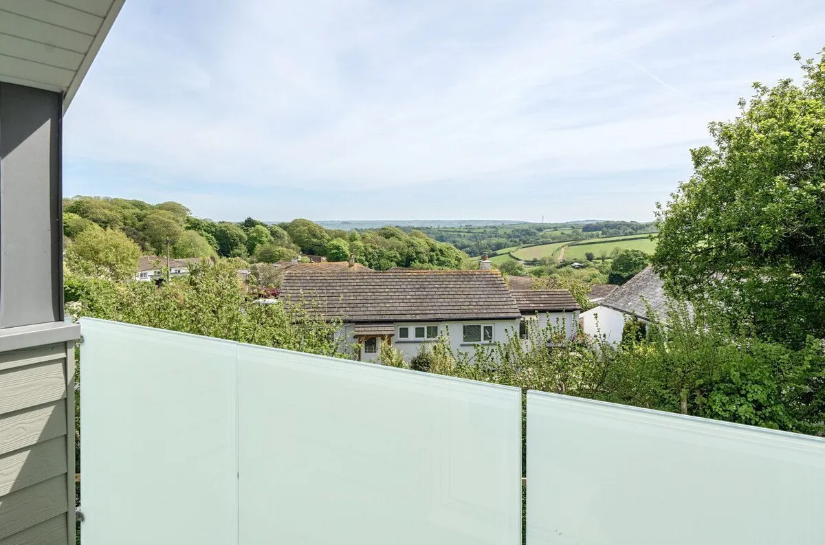 Butt Park Terrace, Churchstow
