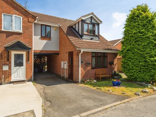 Yarrow Close, Hamilton, LEICESTERphoto
