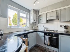Yarrow Close, Hamilton, LEICESTER thumb 3