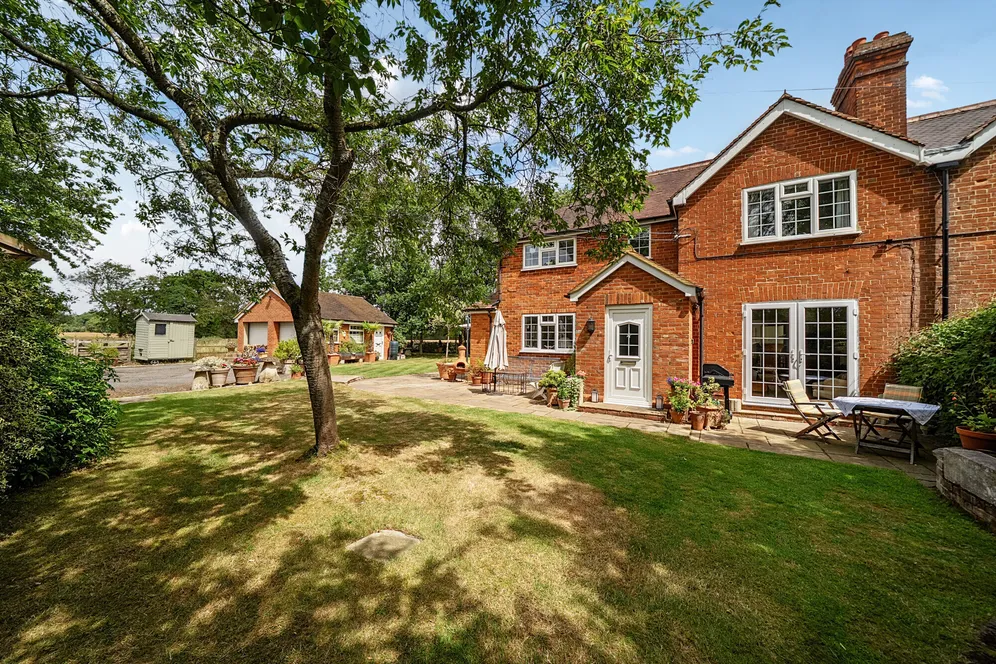 Pondwood Lane, Shottesbrooke, Maidenhead, SL6 photo 16