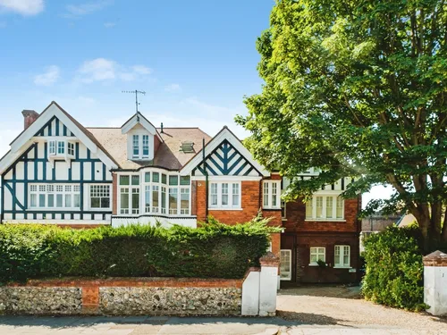 St. Michaels Road, Worthingphoto