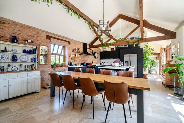 Upper Cheddon, Taunton, TA2 photo 5