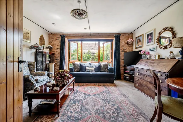 Upper Cheddon, Taunton, TA2 photo 6