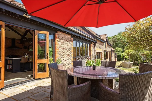 Upper Cheddon, Taunton, TA2 photo 19
