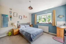 Christ Church Mount, Epsom, KT19 photo 16