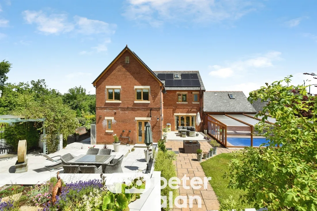 Property photo 32