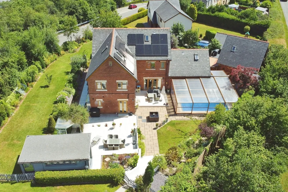 Property photo 35