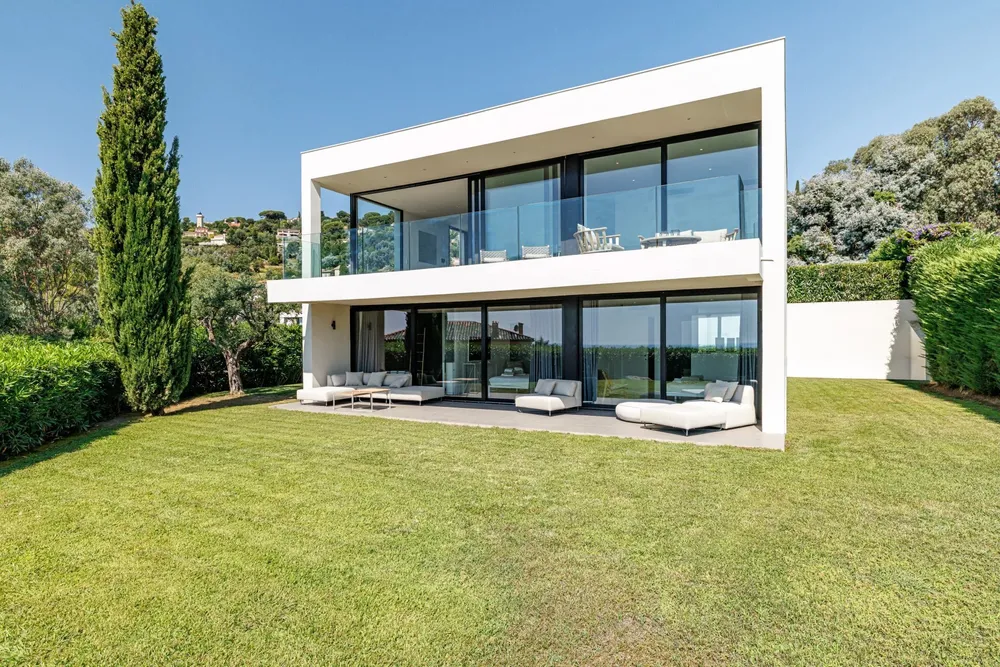 Golfe-Juan, 06220, France