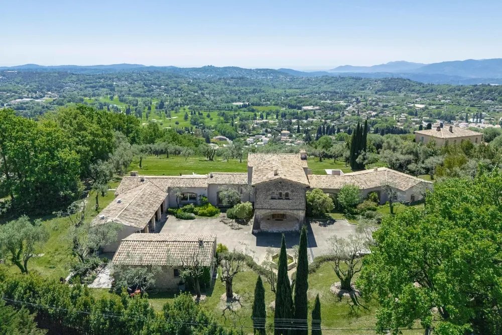 Châteauneuf-Grasse, 06740, France