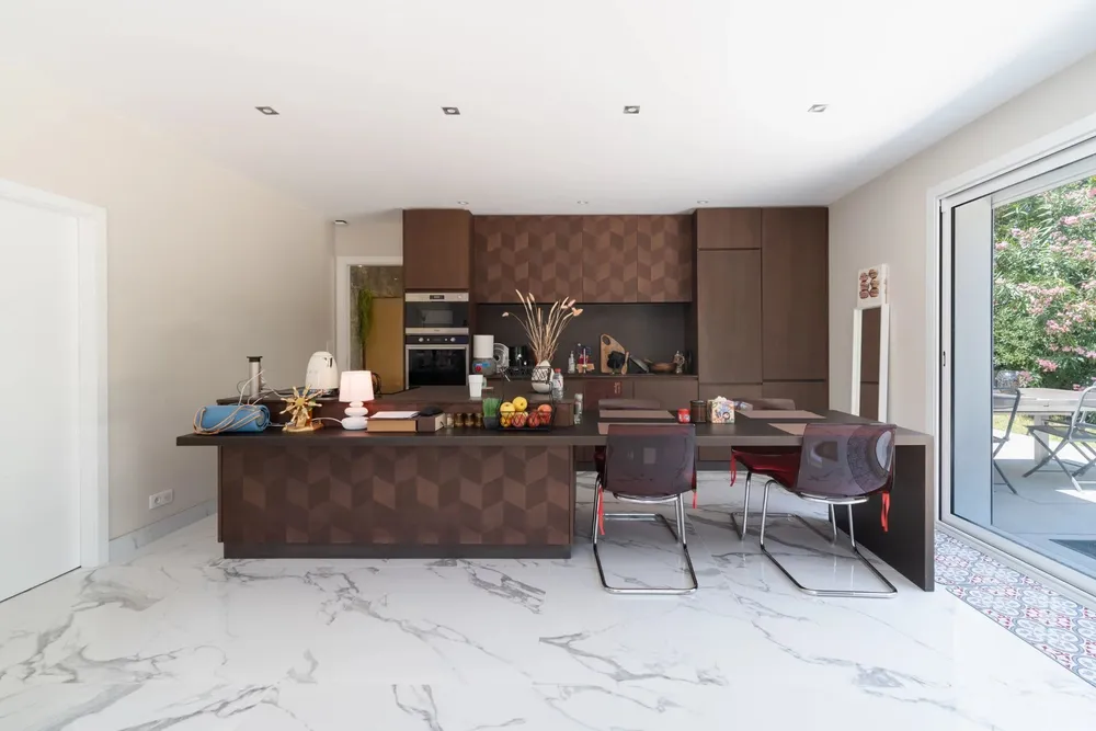Vallauris (Super Cannes), 06220, France