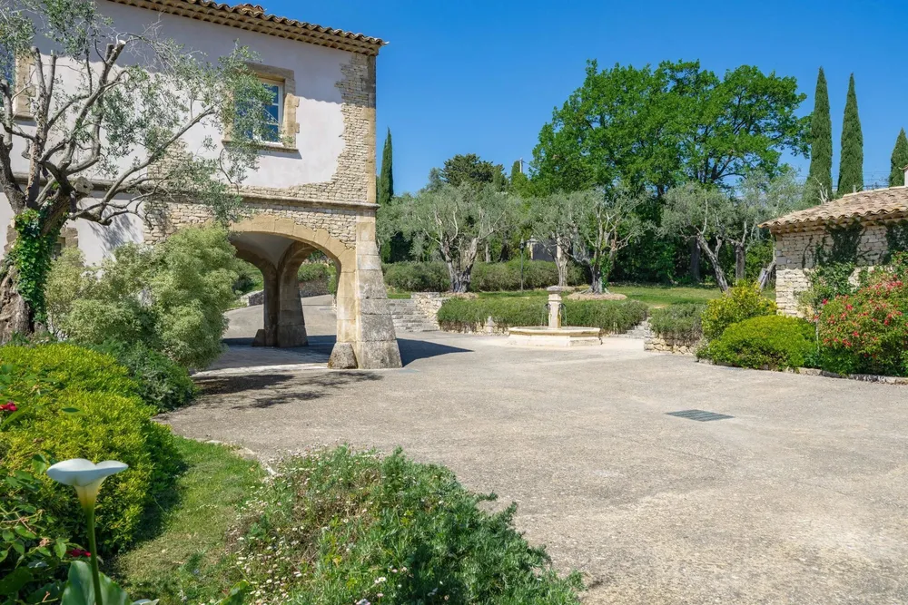 Châteauneuf-Grasse, 06740, France