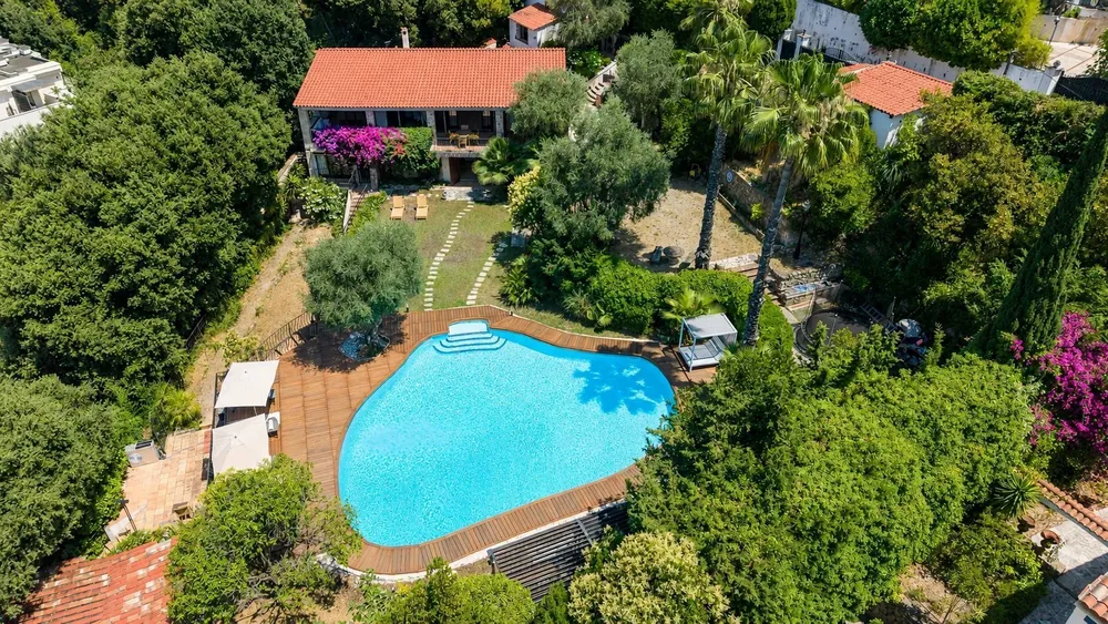 Cannes (Californie), 06400, France