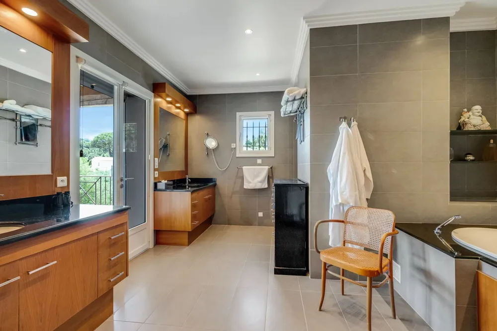 Grimaud, 83310, France