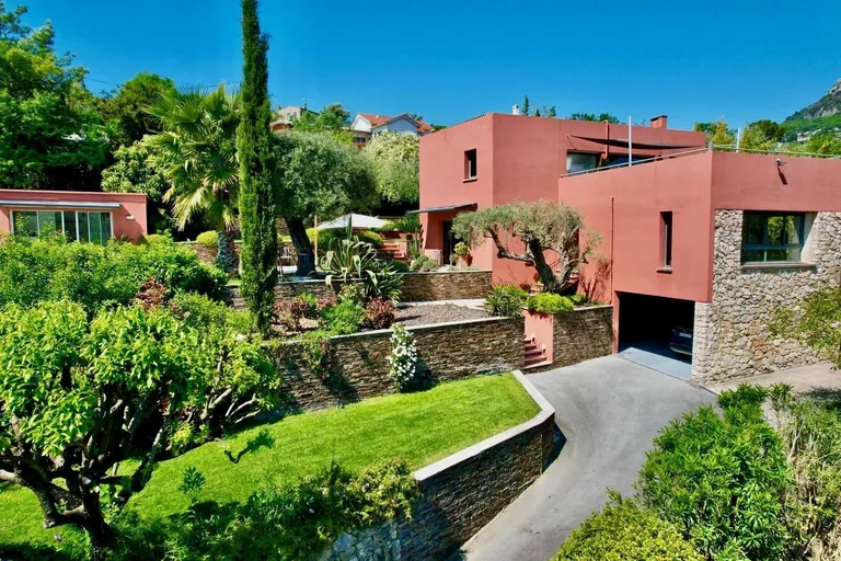 Vence (Vosgelade), 06140, France