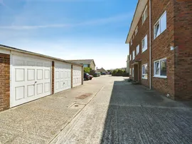 South Coast Road, Peacehaven thumb 2