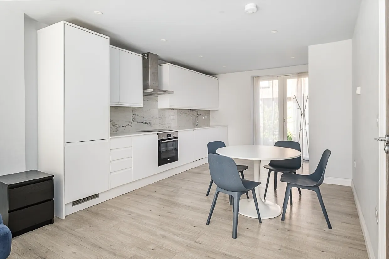 Wells Walk, E7 photo 16
