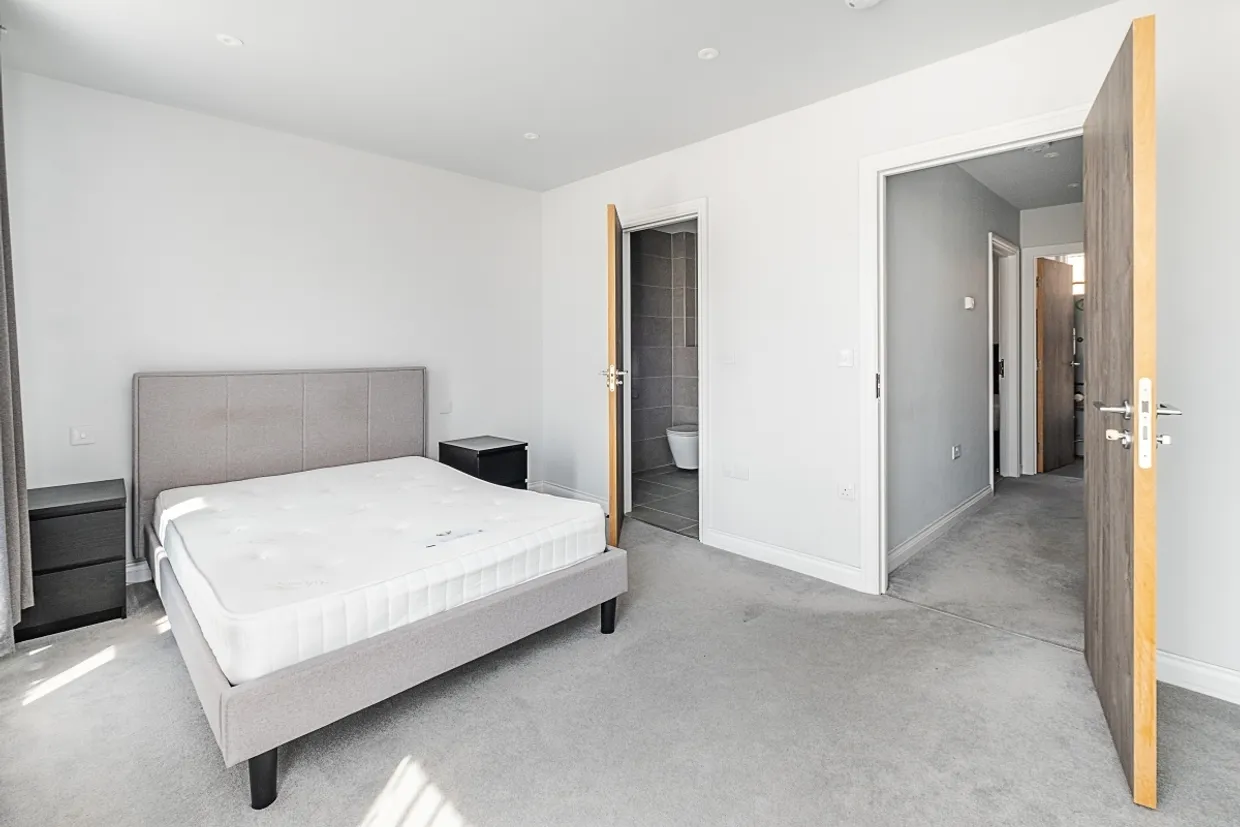 Wells Walk, E7 photo 12
