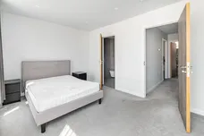 Wells Walk, E7 photo 12