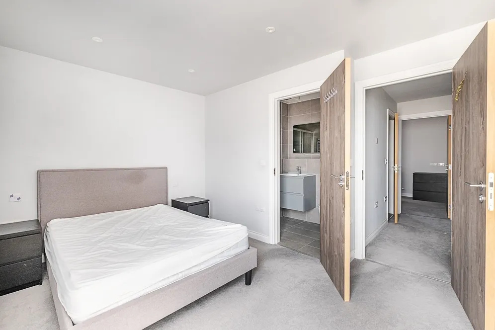 Wells Walk, E7 photo 9