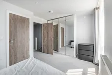 Wells Walk, E7 photo 10