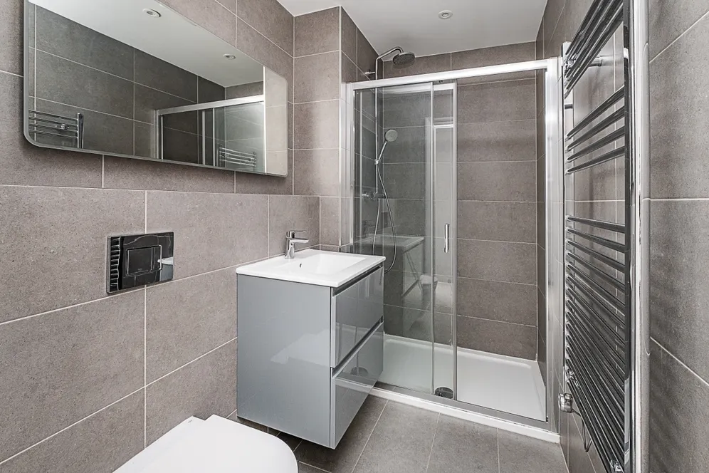 Wells Walk, E7 photo 18