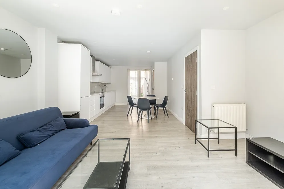 Wells Walk, E7 photo 17