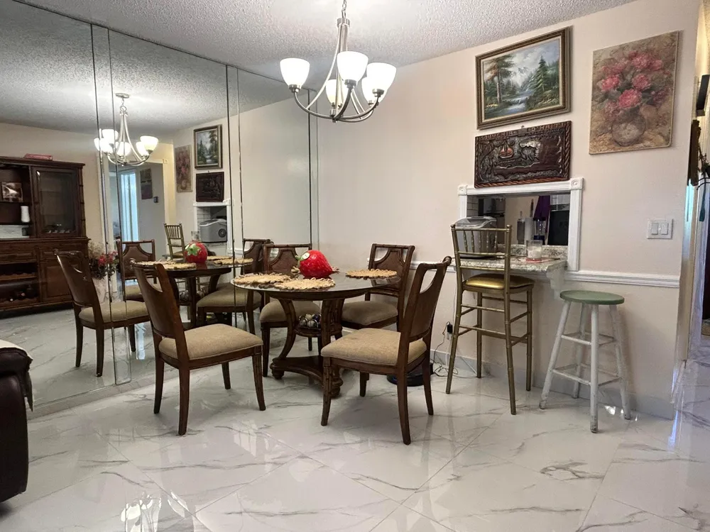300 NE 26th Ave, Boynton Beach, FL 33435