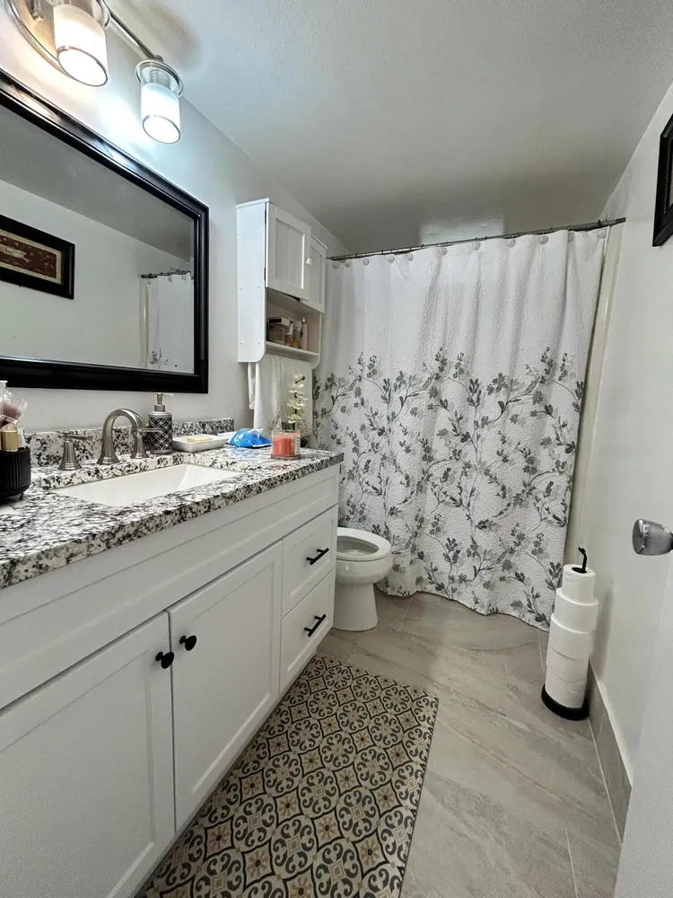 300 NE 26th Ave, Boynton Beach, FL 33435