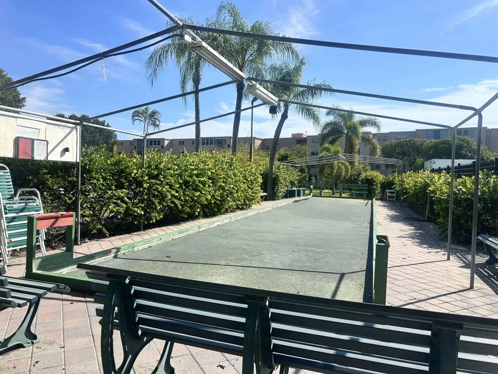 300 NE 26th Ave, Boynton Beach, FL 33435