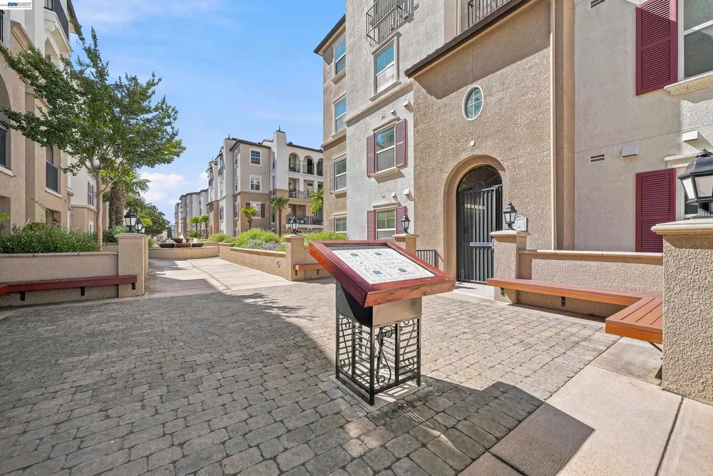 3360 Maguire Way, Dublin, CA 94568