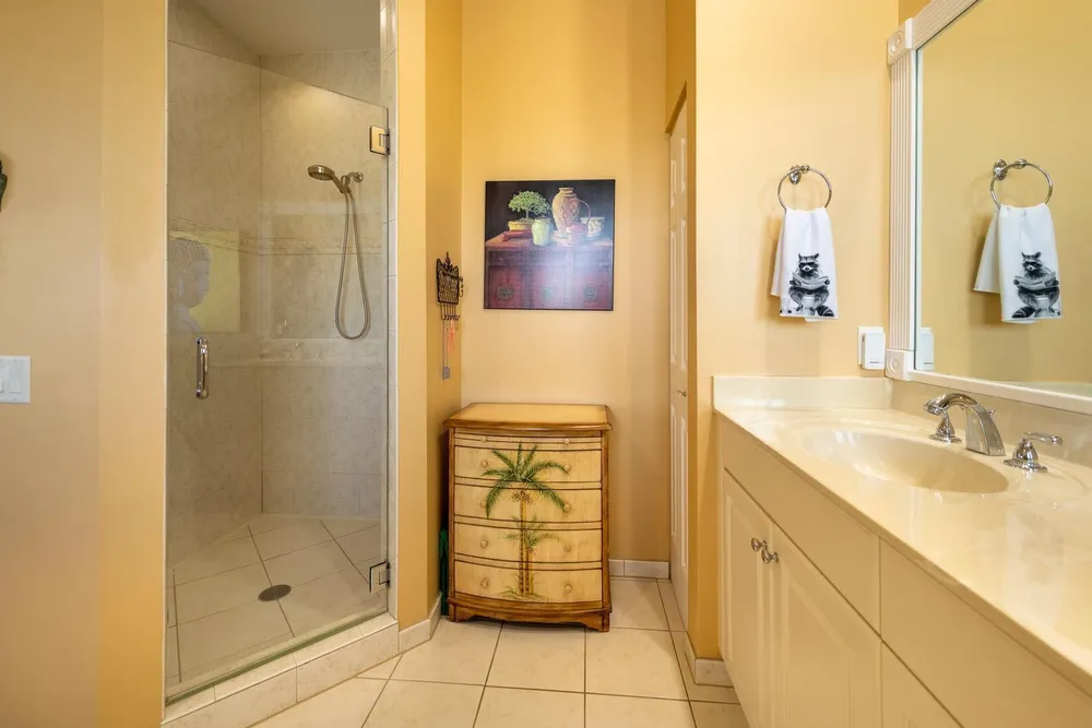 3501 Lakeside Dr, Davie, FL 33328
