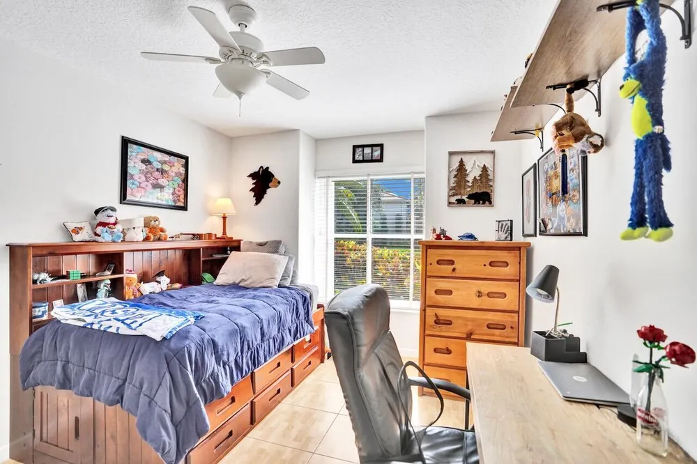 5886 Bay Hill Circle, Lake Worth Beach, FL 33463