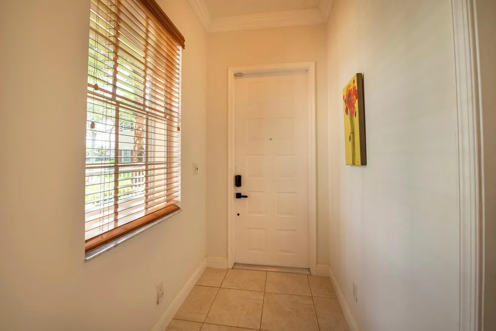 3501 Lakeside Dr, Davie, FL 33328